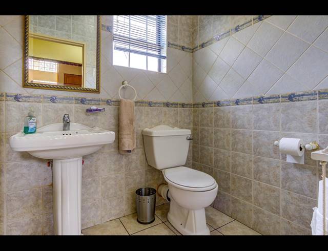4 BEDROOM FREEHOLD FOR SALE IN RYNFIELD